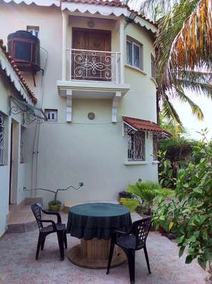 Belle Villa de vacances a louer a Sokone image 9