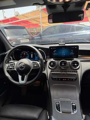 Mercedes-Benz GLC 300 image 11