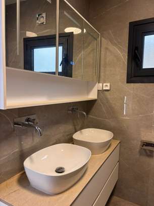 APPARTEMENT STANDING image 7