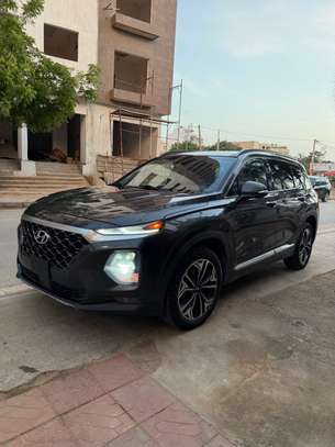 Hyundai Santefe image 11