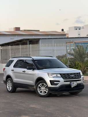 Ford explorer 2017 image 2