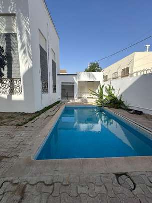 Maison à vendre aux Almadie derrière Philippe Moris image 4