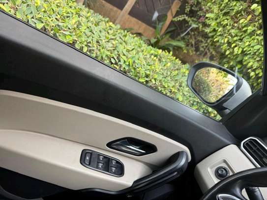 Renault duster 2019 image 6