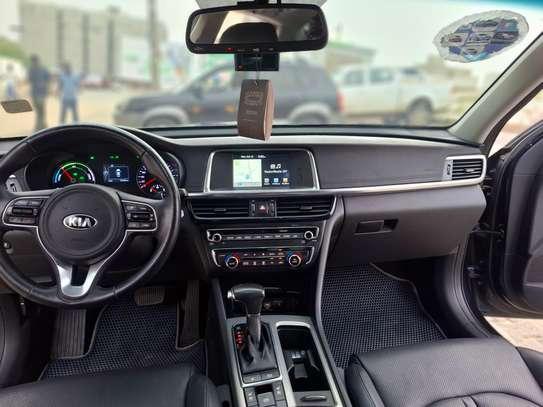Kia K5 2016 image 13