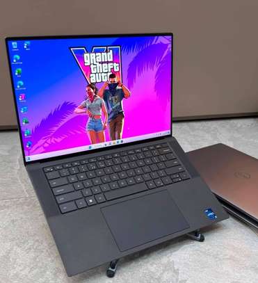 DELL PRECISION 5570 image 2