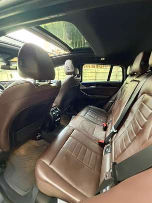BMW X4 2020 image 14