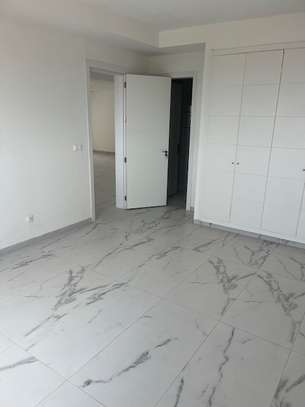 APPARTEMENT F3 A LOUER AUX ALMADIES image 4