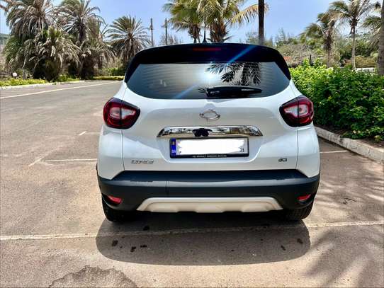 location Renault Qm3 image 8