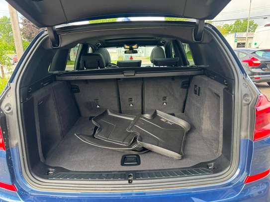 BMW X3 pack M image 9