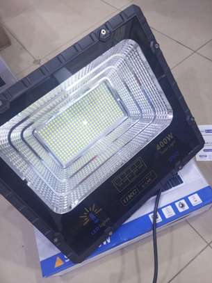 UKC - Projecteur solaire 400W, étanchéité IP68 image 13