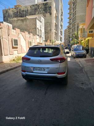 Hyundai Tucson gros métallique image 5