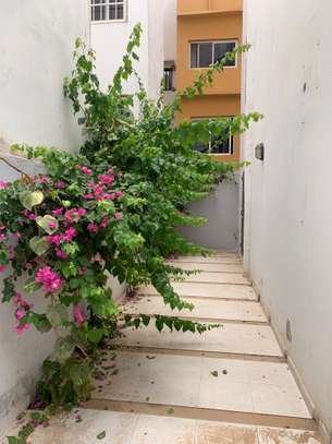 Location Villa 4 chambres salon Cité cheikh Amar Mamelles image 10