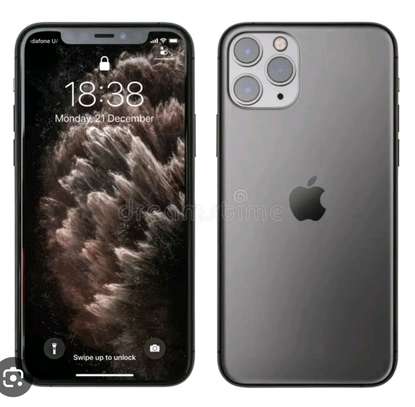Iphone 11pro max 256gb très bon état venant usa image 2