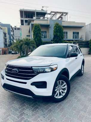 ford explorer 2021 image 2