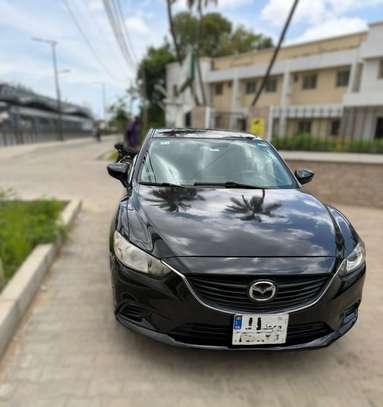 Mazda 6 berline noire confort fiable économique image 2