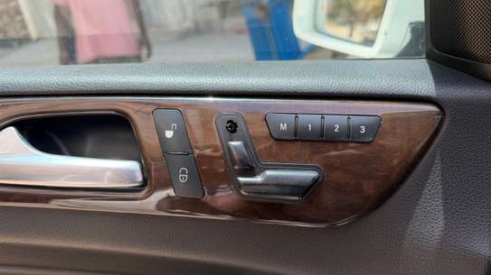 Mercedes ML 350 4MATIC Essence image 14