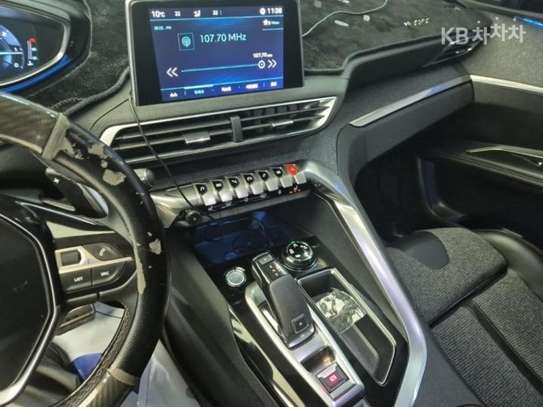 Peugeot 3008 2017 Allure diesel image 11