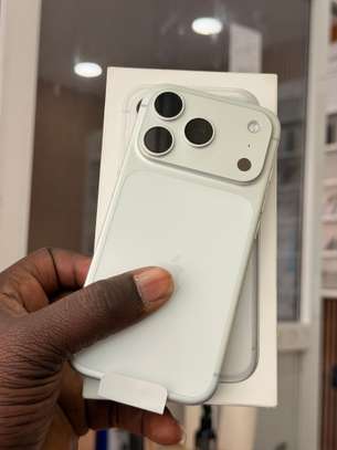 Iphone 17Pro max 256gb Sim physique silver image 2