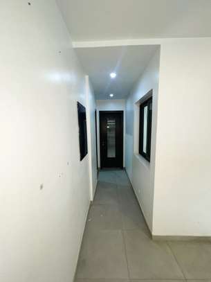 APPARTEMENT F3 À LOUER À LA CITÉ KEUR GORGUI image 3