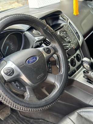 Ford Focus Année 2012 très bon état image 6