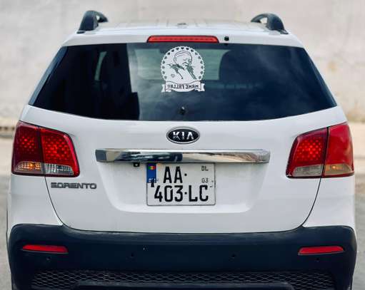 Kia sorento image 12