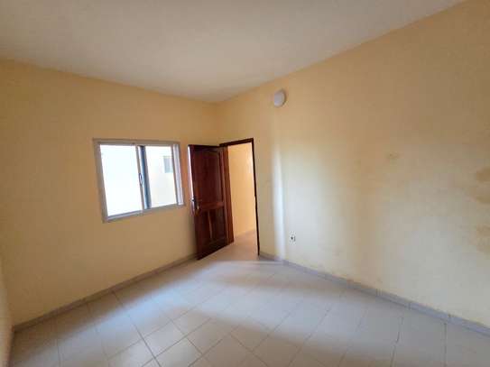 Appartement spacieux à Ouest Foire image 7