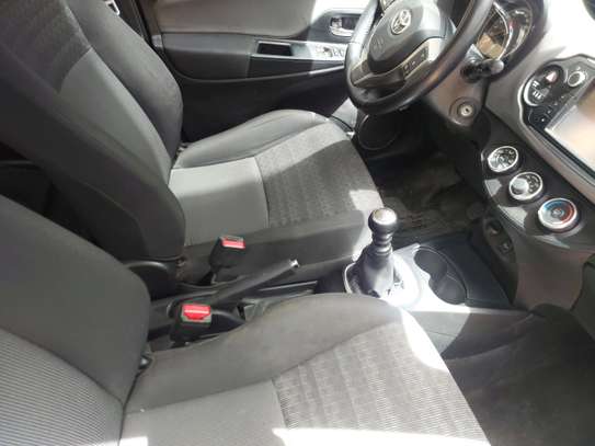 Toyota yaris  a vendre image 4