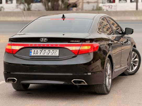HYUNDAI GRANDEUR 2015/16 image 4