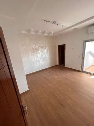 Appartement f4 à louer aux Almadies image 15