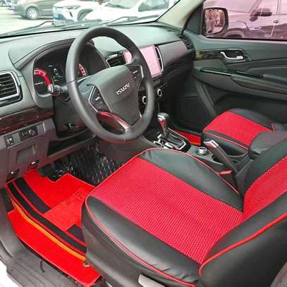 Isuzu image 4