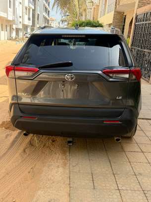 toyota rav 4 2020 image 11