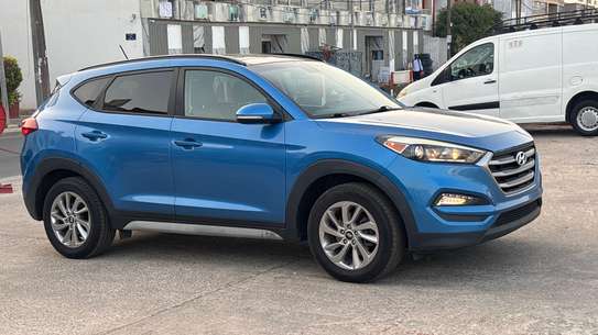 HYUNDAI TUCSON intérieur cuir image 4