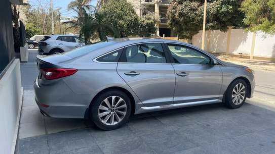 Location hyundai Sonata image 2