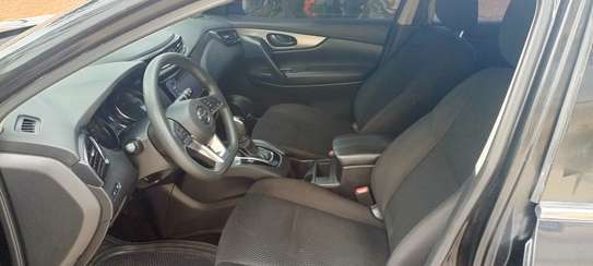Nissan rogue sports 2021 venant image 6