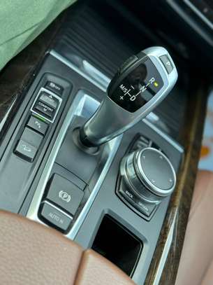 BMW X5 2018 image 13