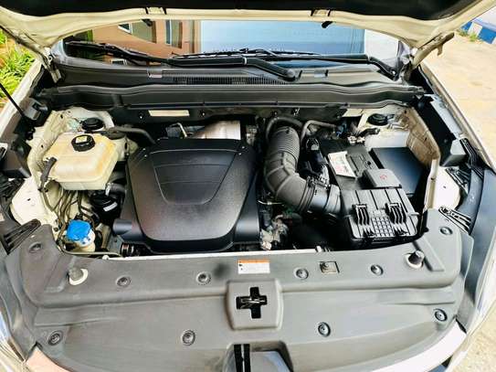 Sangyong Korando C 2016 image 12