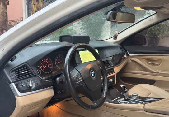 BMW 528i xdrive 4Cylindres image 4