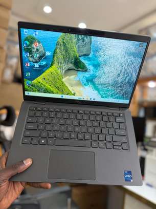 Dell Latitude 7330 Touch Screen image 3
