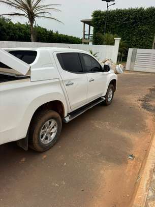 MITSUBISHI L200 2022 image 3