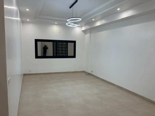 APPARTEMENT F4 DE STANDING À SACRÉ-CŒUR 1 image 12