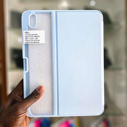 Pochette folio iPad 11th (A16) image 10