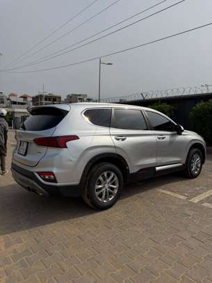Hyundai Santafe 2020 image 3
