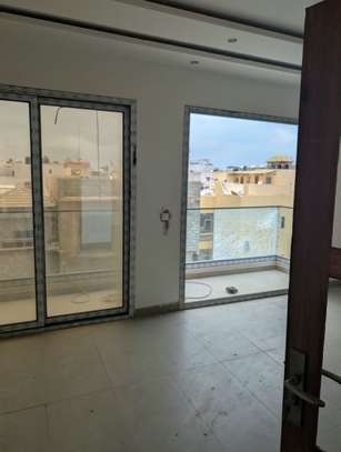 Appartement neuf grand standing à louer image 3