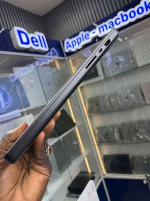 MacBook Pro M4 Pro 16 Pouces Ram 48Go SSD 1To image 7