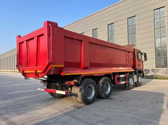 Howo TX 8X4 Dump truck  ´ image 6