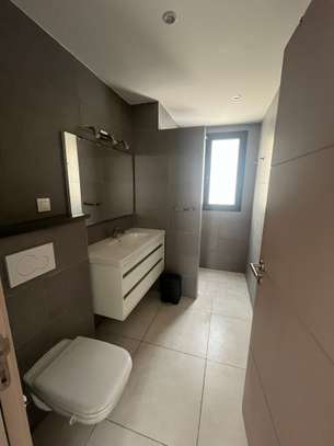 APPARTEMENT F3 MEUBLÉ - Ngor Extension, Dakar image 9