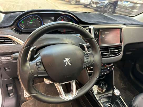 Peugeot 2008  Année 2016 image 5
