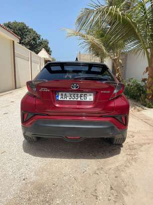 TOYOTA C-HR HYBRIDE 2018 image 9