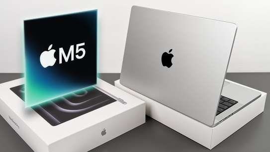 MacBook Pro M5 image 5