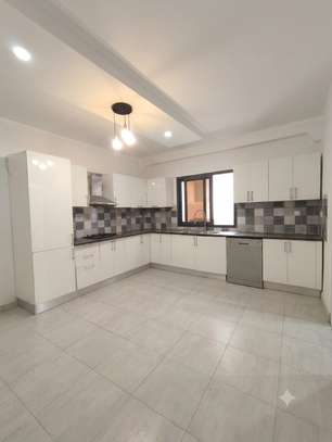 Appartement F4 spacieux lumineux image 12